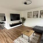 Πανσιόν Gaestehaus Und Baechle 4*