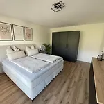 Gaestehaus Und Baechle 4*