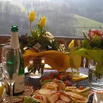 Πανσιόν Gaestehaus Und Baechle Bad Peterstal-Griesbach