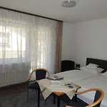 Gaestehaus Und Baechle 4*