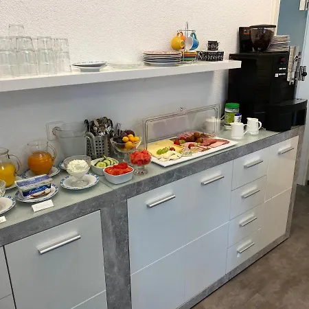 Gaestehaus Und Baechle 4*