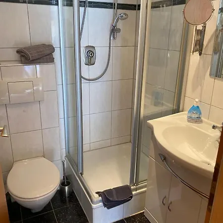 Gaestehaus Und Baechle 4*