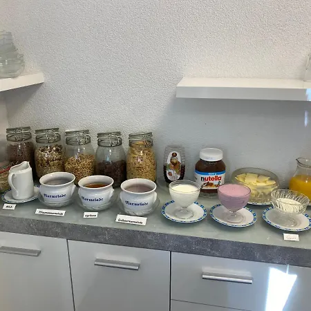 Gasthof Und Bächle 4*