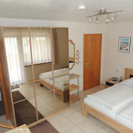 Gaestehaus Und Baechle باد بيترستال غريسب