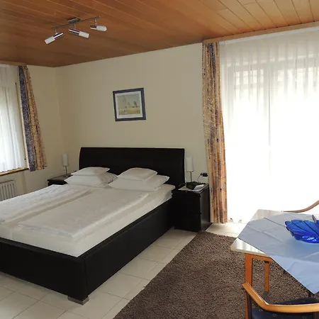 بيت ضيافة Gaestehaus Und Baechle باد بيترستال غريسب